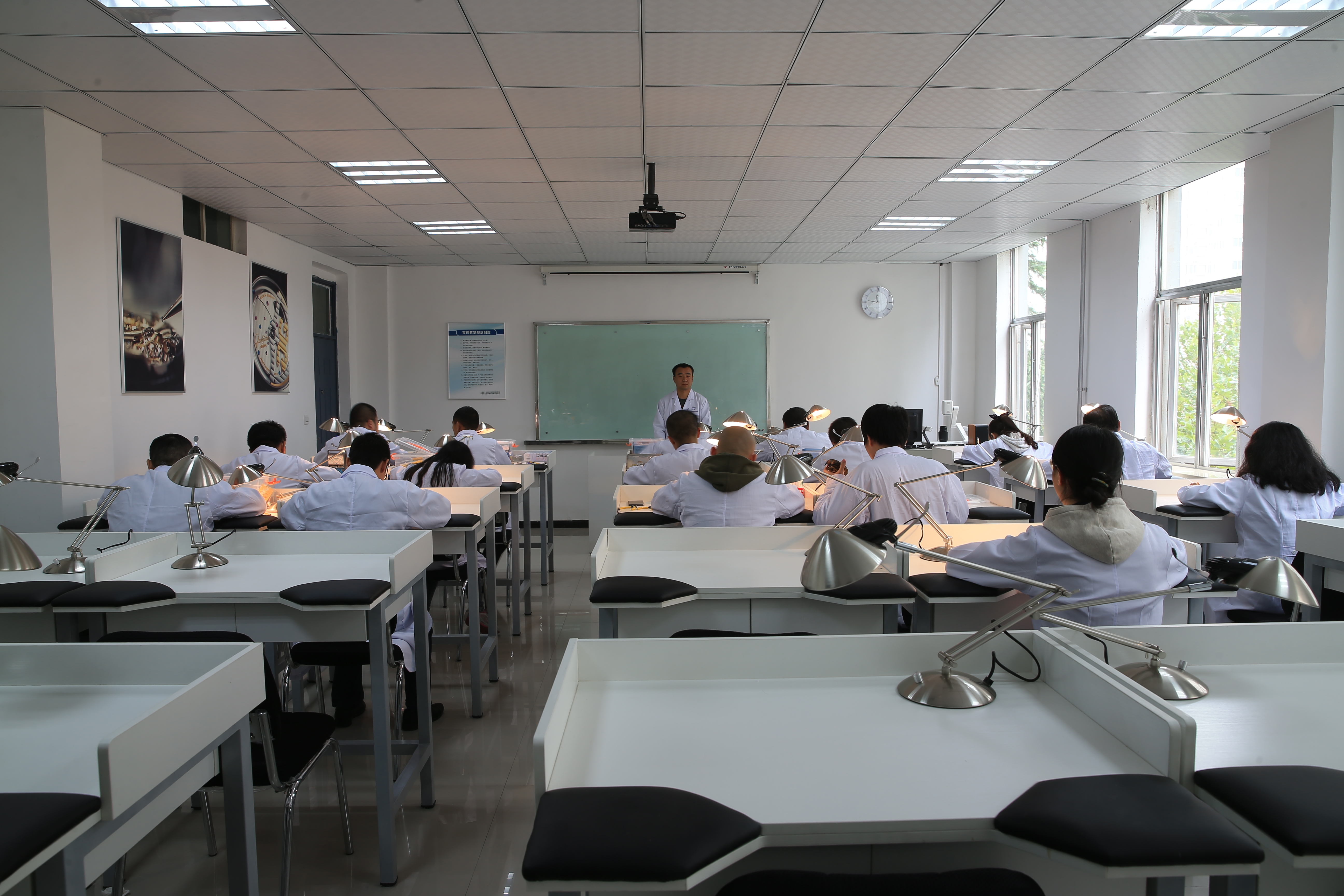 AT9V0485.JPG